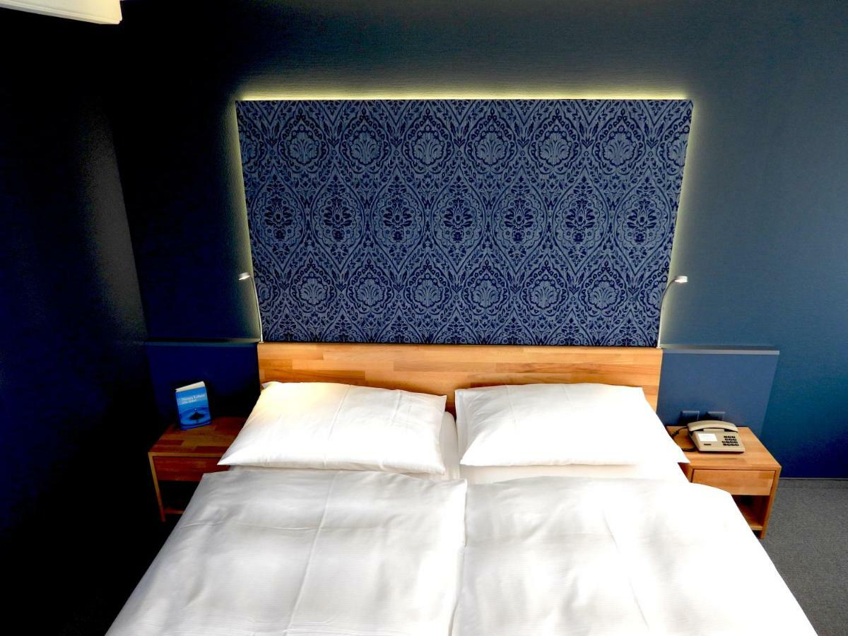 Hotel Laendli Oberägeri エクステリア 写真